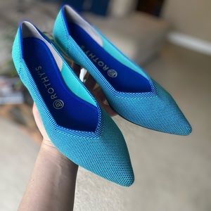 Aquamarine Rothy’s Size 8.5